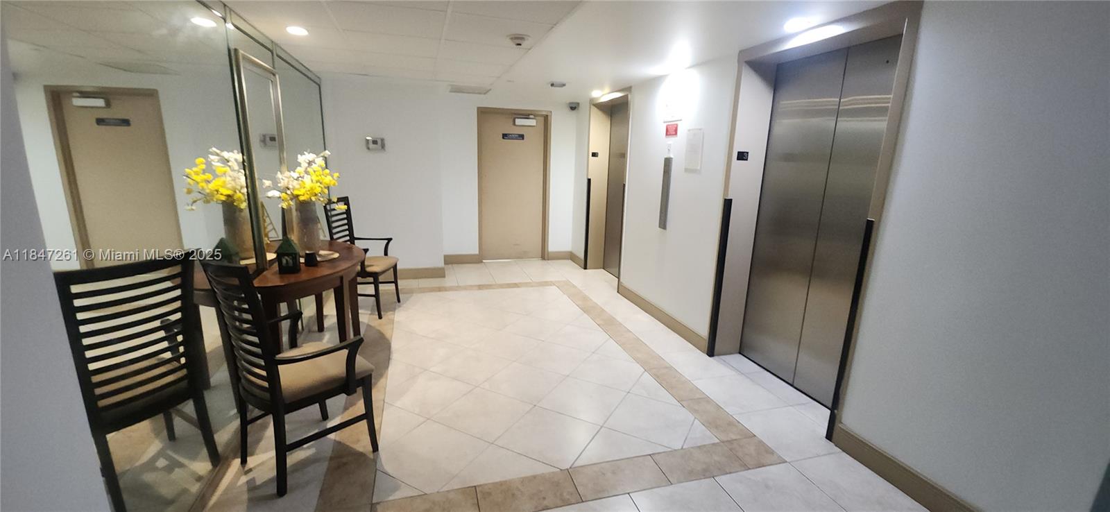 314 1 / 2 844 sq. ft. $ 2025-09-15 0 Photo