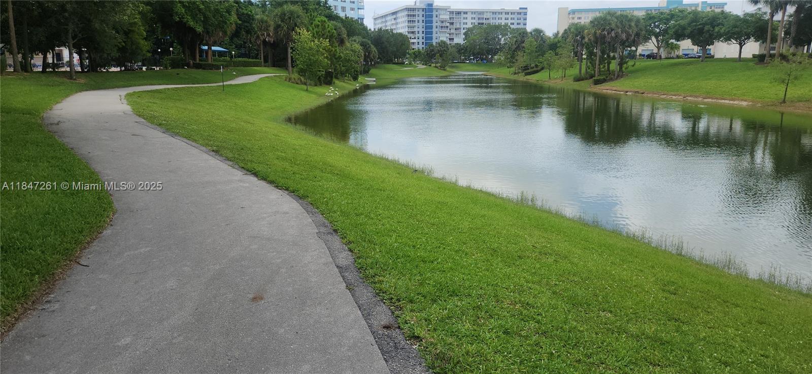 314 1 / 2 844 sq. ft. $ 2025-09-15 0 Photo