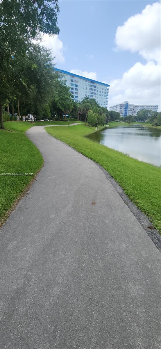 314 1 / 2 844 sq. ft. $ 2025-09-15 0 Photo