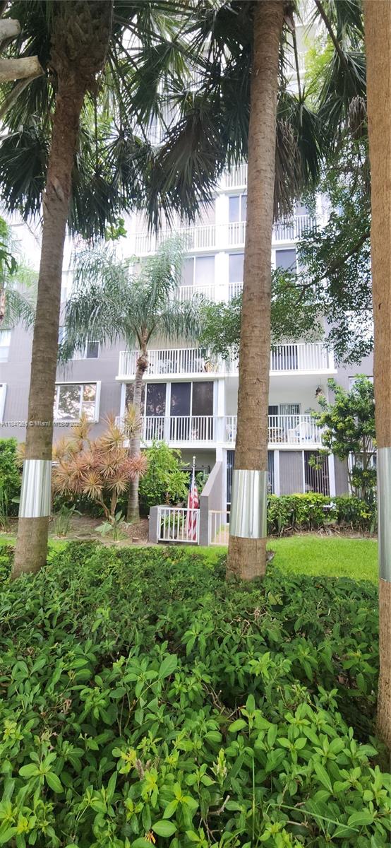 314 1 / 2 844 sq. ft. $ 2025-09-15 0 Photo