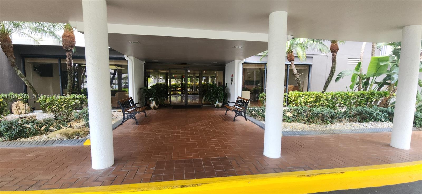 314 1 / 2 844 sq. ft. $ 2025-09-15 0 Photo