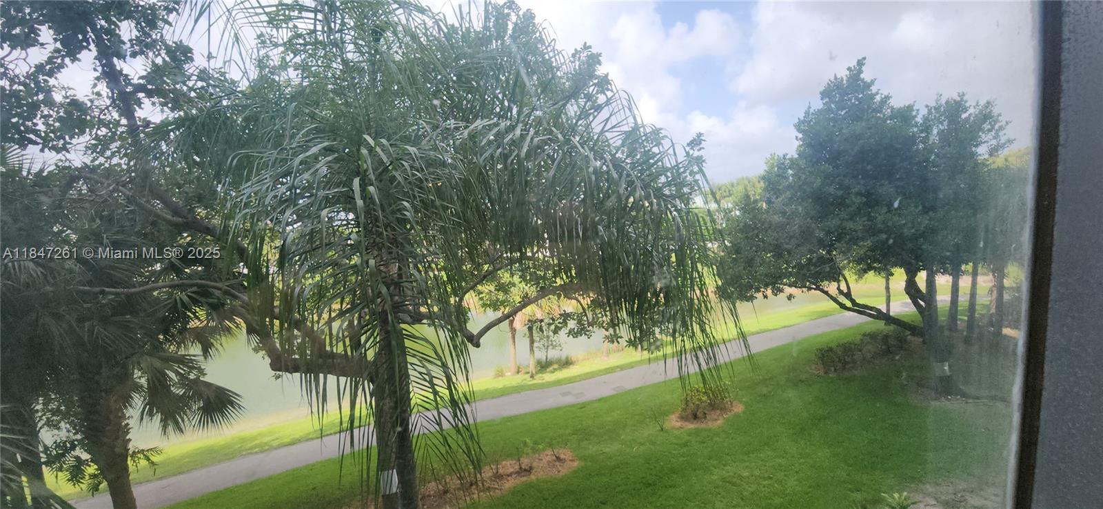 314 1 / 2 844 sq. ft. $ 2025-09-15 0 Photo