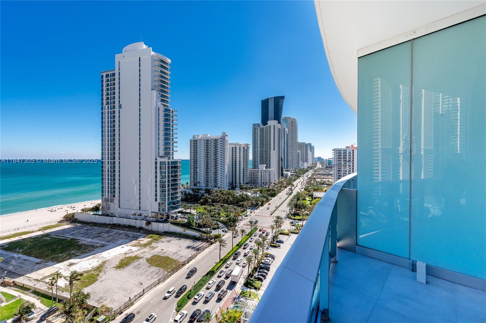 See details 1605 2 / 3 1685 sq. ft. $ 2025-07-25 0 Photo