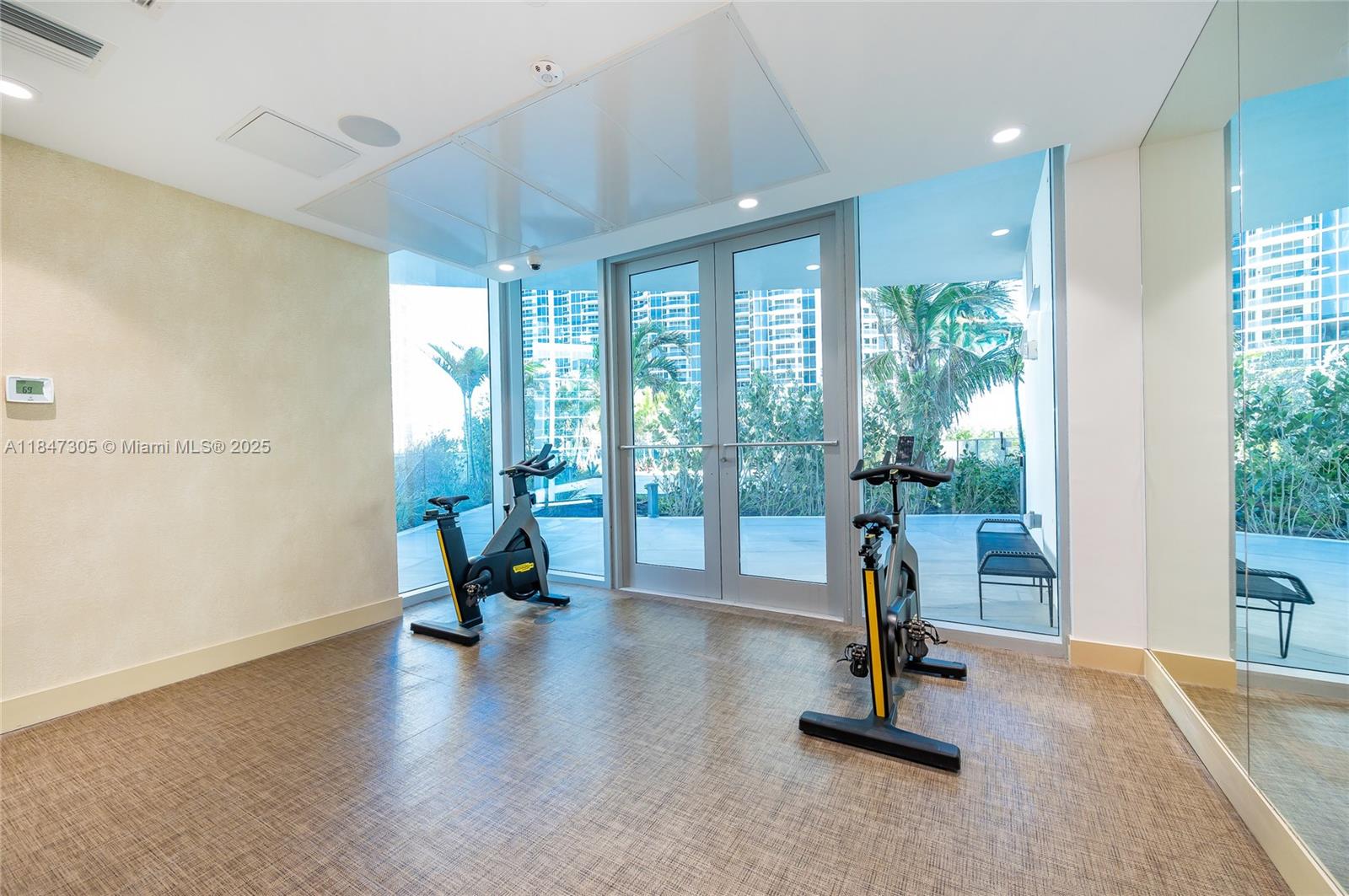 See details 1605 2 / 3 1685 sq. ft. $ 2025-07-25 0 Photo