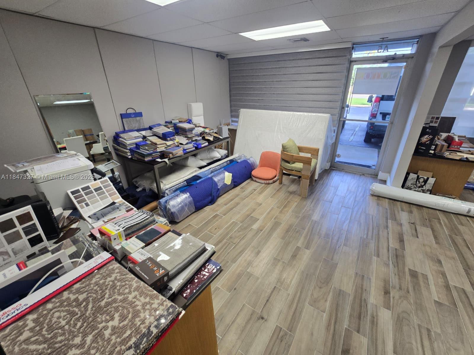 A5  /   sq. ft. $ 2025-07-25 0 Photo