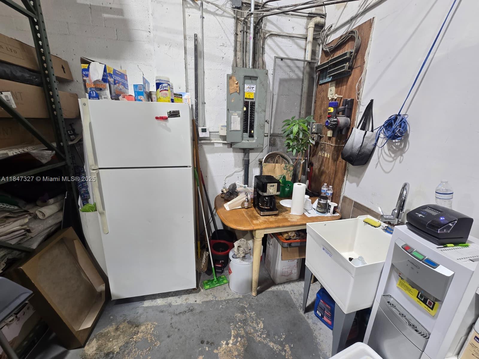 A5  /   sq. ft. $ 2025-07-25 0 Photo