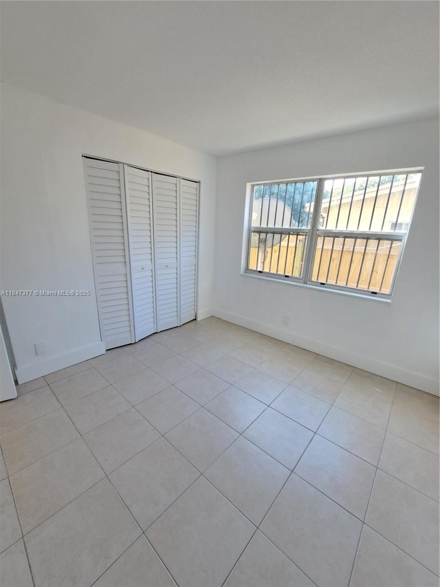 See details / 2852 sq. ft. $ 2025-07-25 0 Photo