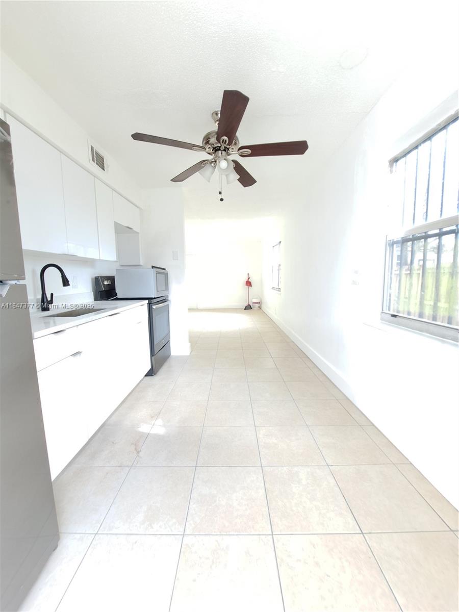 See details / 2852 sq. ft. $ 2025-07-25 0 Photo