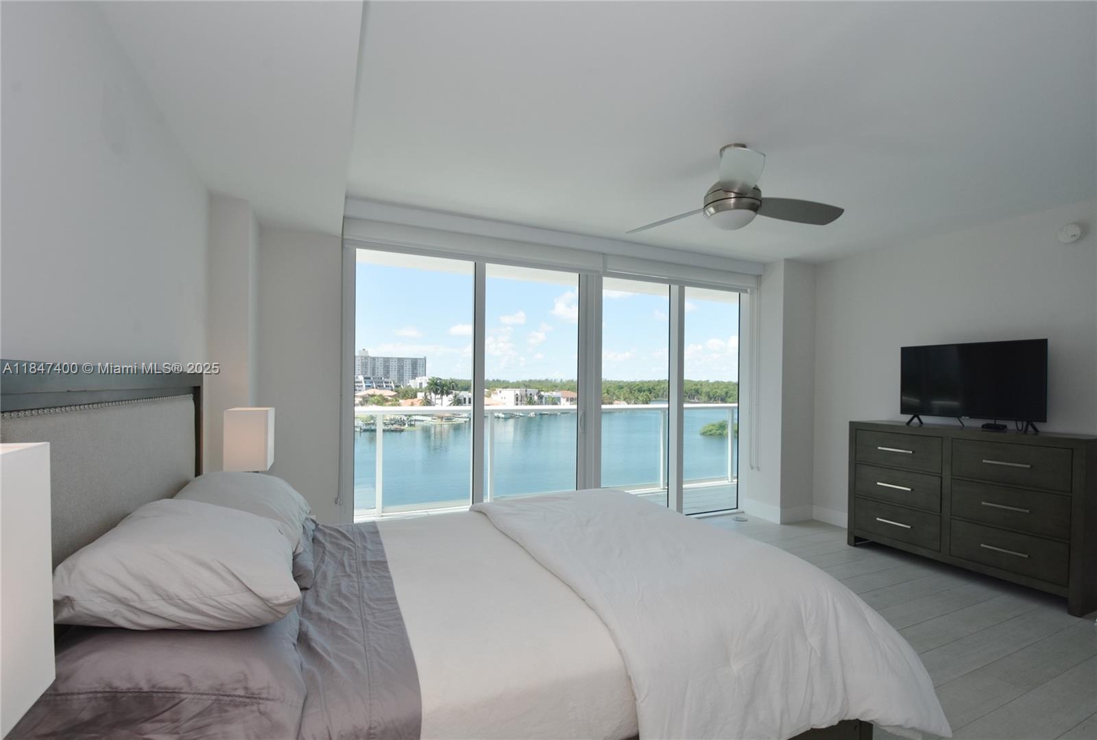 Photo of 400 Sunny Isles Blvd  #521, Sunny Isles Beach, Florida, 33160 - 