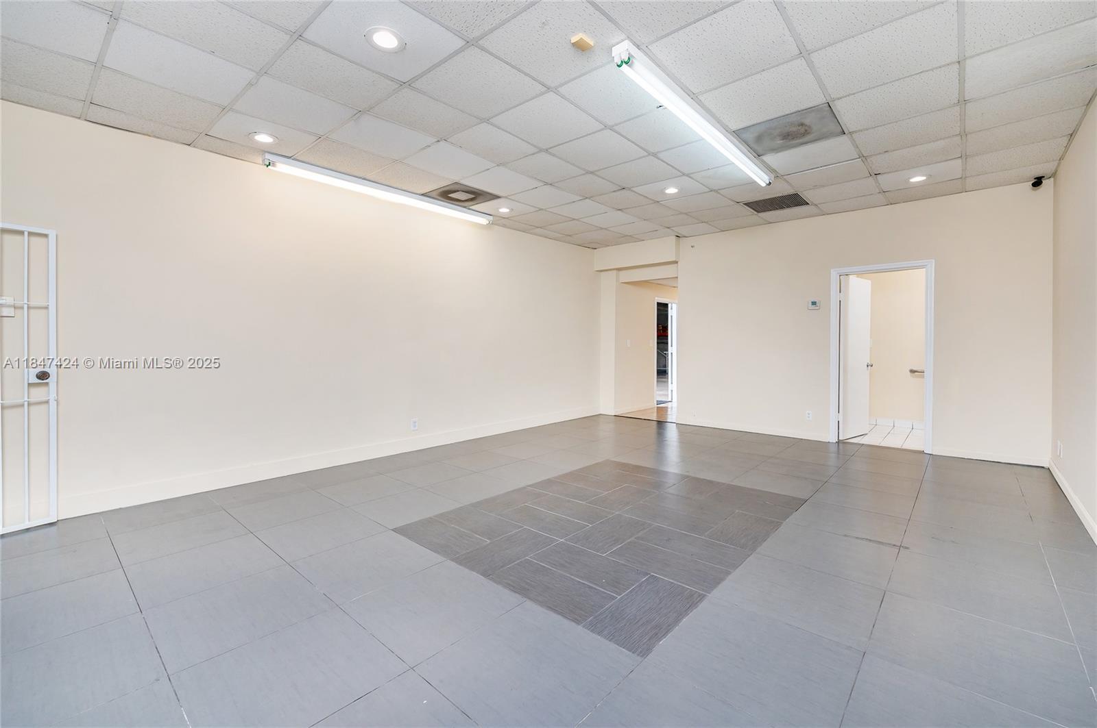 106  /   sq. ft. $ 2025-07-26 0 Photo