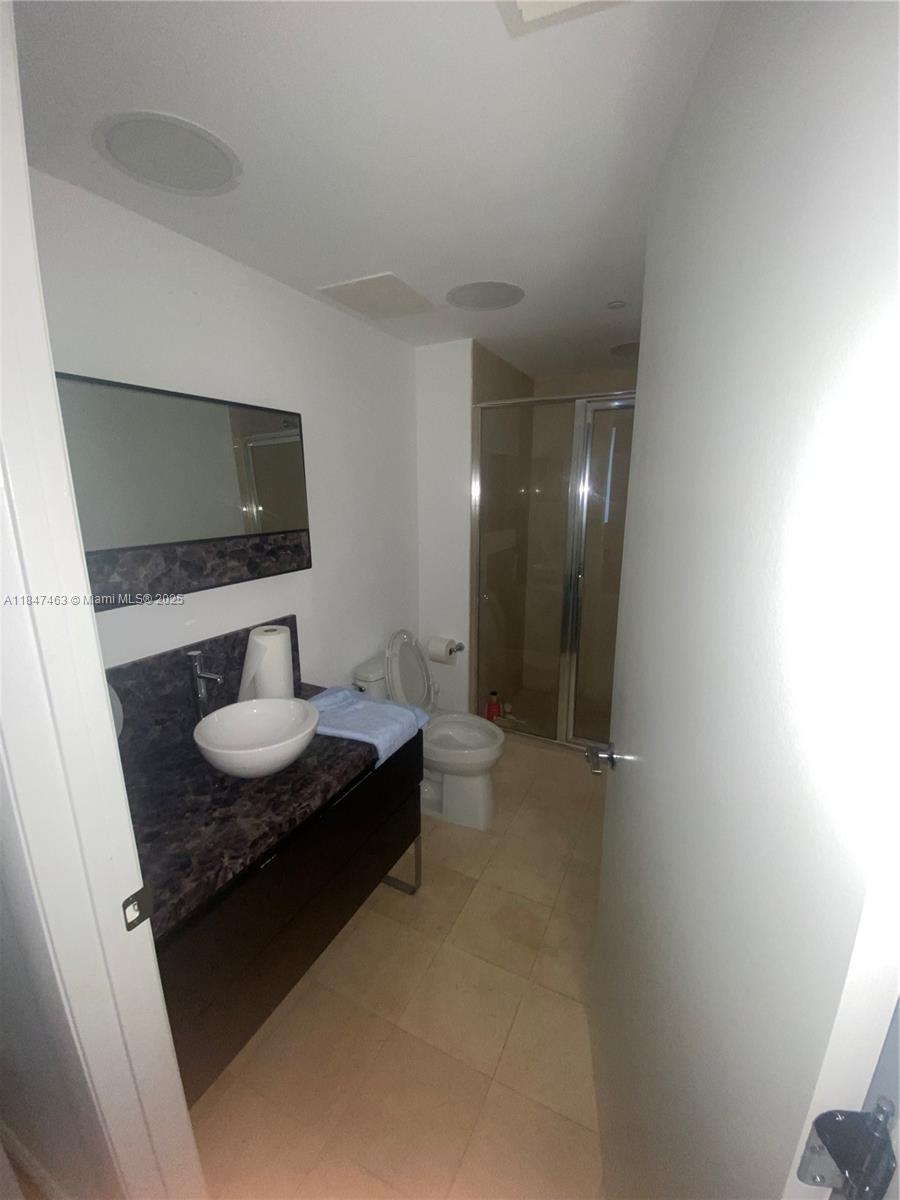 See details 408 3 / 3 1571 sq. ft. $ 2025-07-26 0 Photo