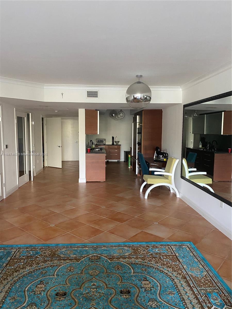 See details 408 3 / 3 1571 sq. ft. $ 2025-07-26 0 Photo