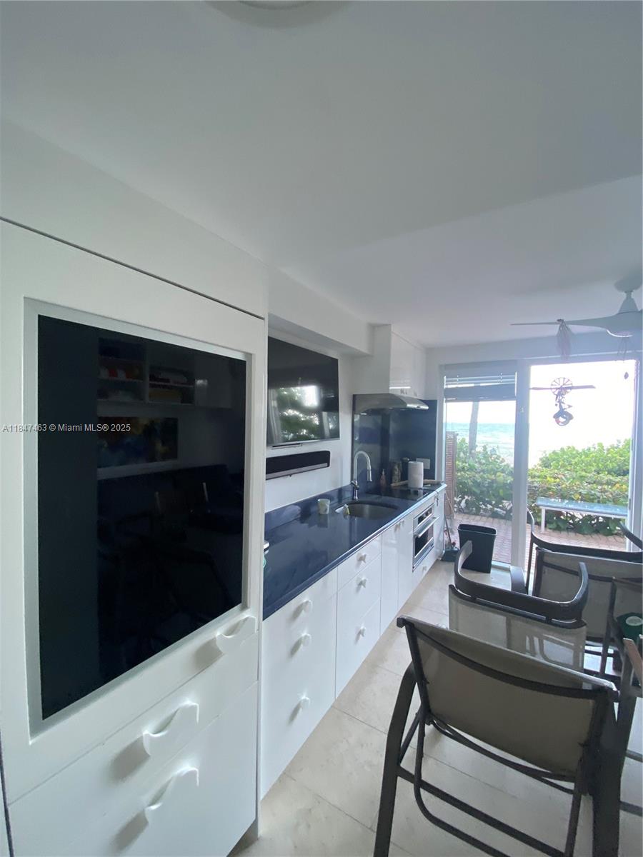 See details 408 3 / 3 1571 sq. ft. $ 2025-07-26 0 Photo
