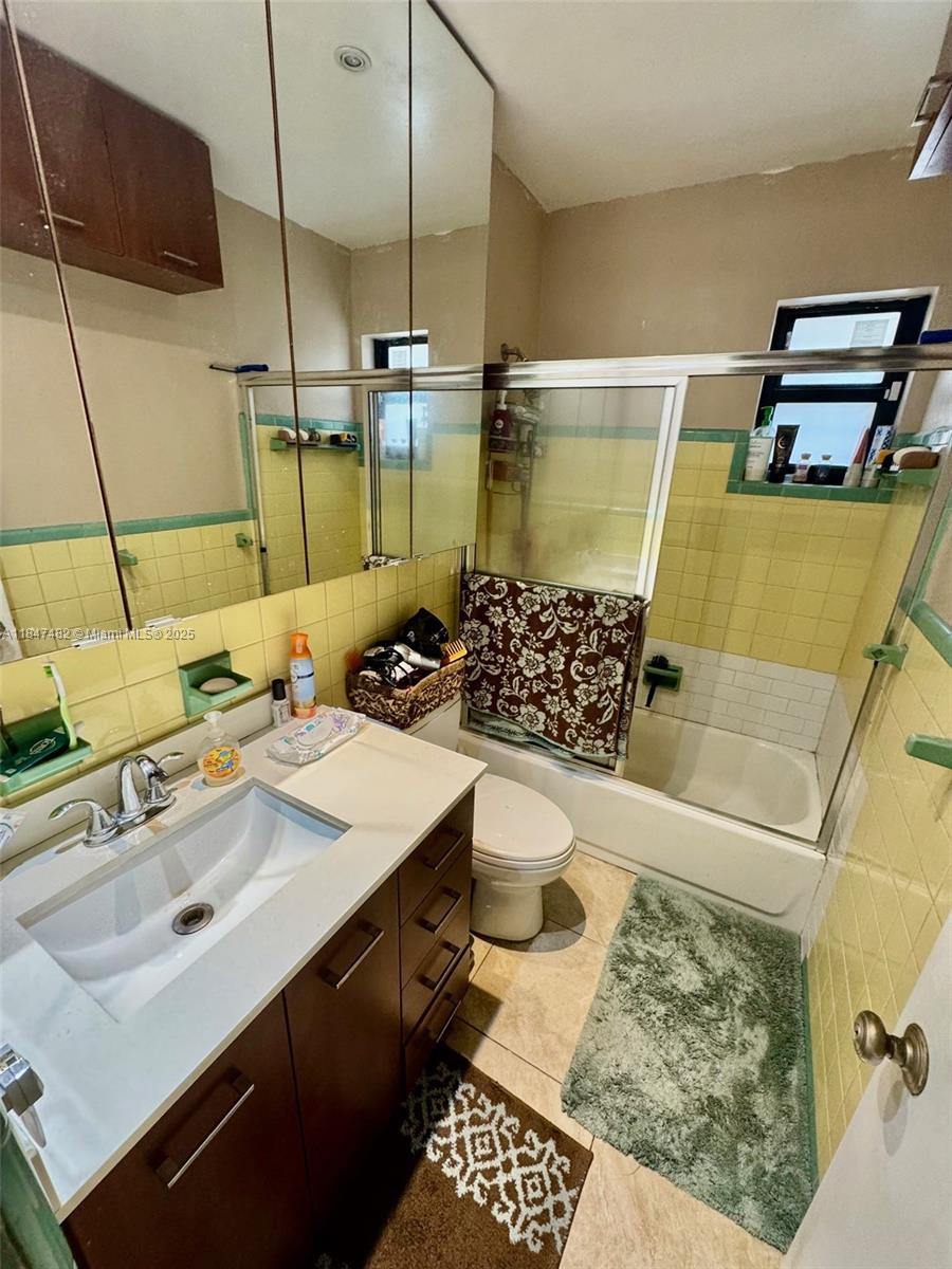 See details / 2600 sq. ft. $ 2025-07-26 0 Photo
