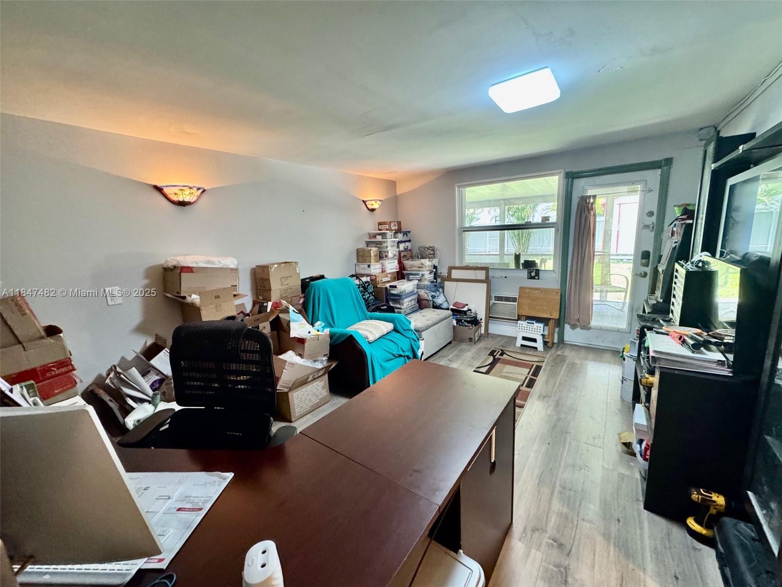 See details / 2600 sq. ft. $ 2025-07-26 0 Photo