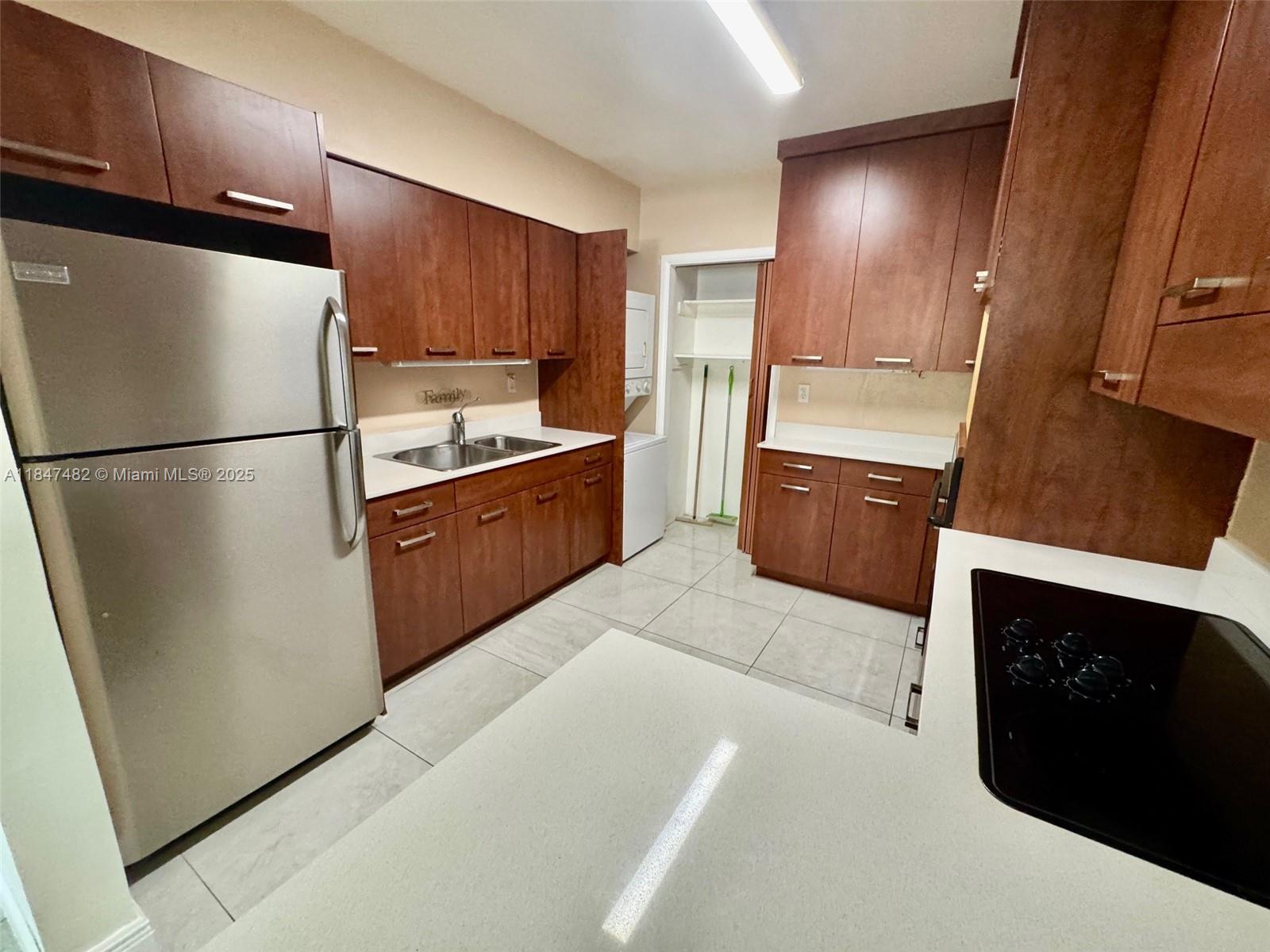 See details / 2600 sq. ft. $ 2025-07-26 0 Photo