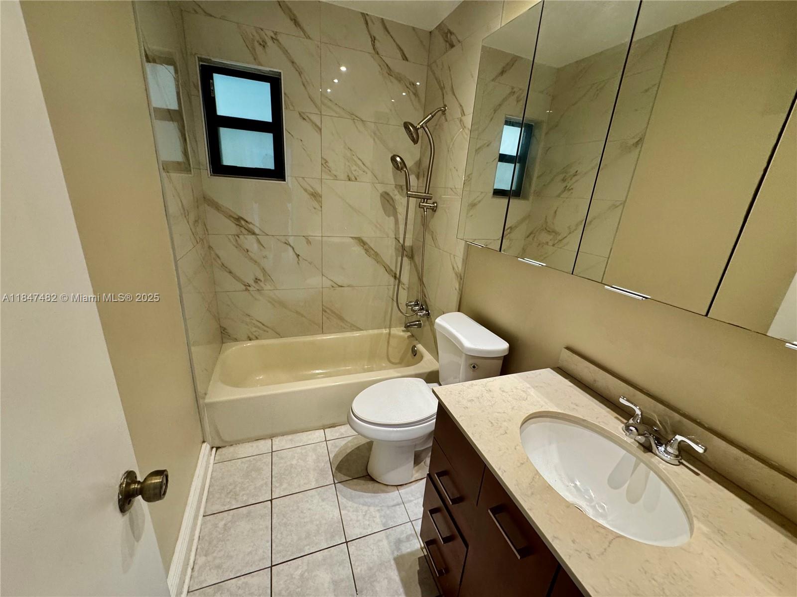 See details / 2600 sq. ft. $ 2025-07-26 0 Photo
