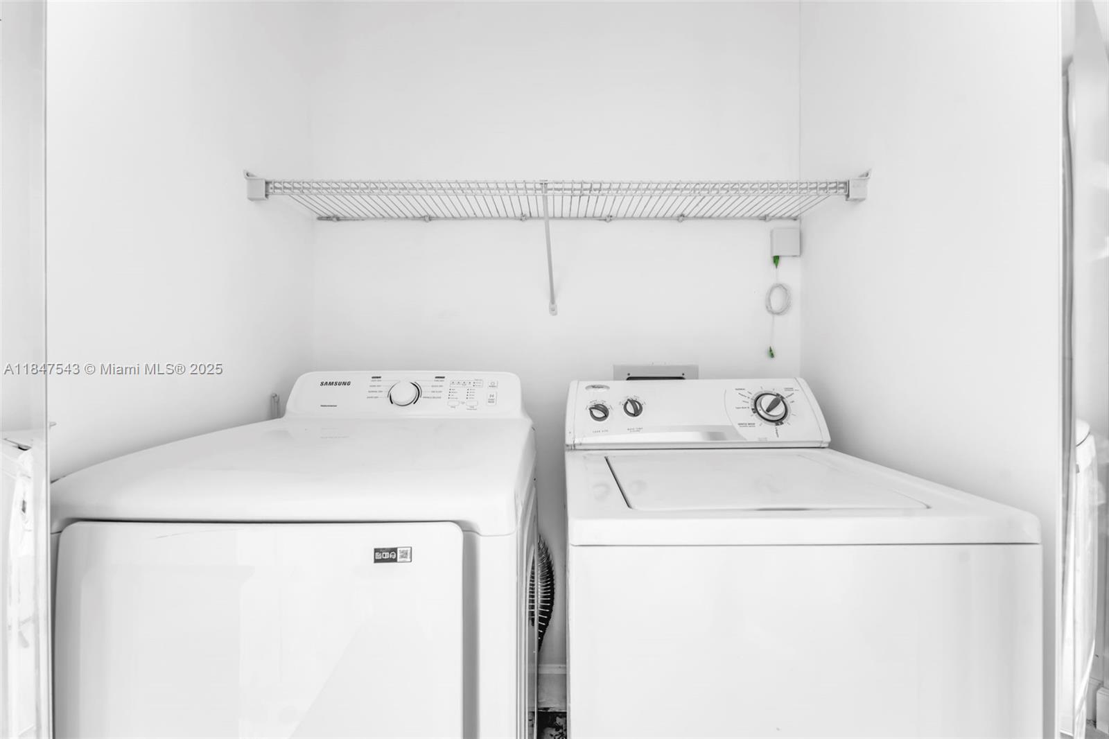 Photo of 1945 Ocean Dr  #1512, Hallandale Beach, Florida, 33009 - 