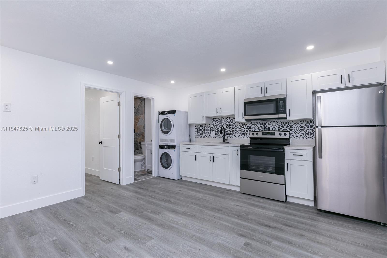 See details / 1898 sq. ft. $ 2025-07-26 0 Photo