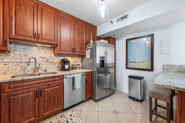 See details 910 2 / 2 1164 sq. ft. $ 2025-07-27 0 Photo