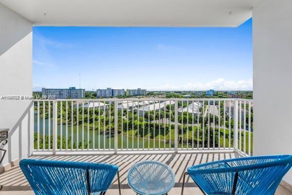 See details 910 2 / 2 1164 sq. ft. $ 2025-07-27 0 Photo