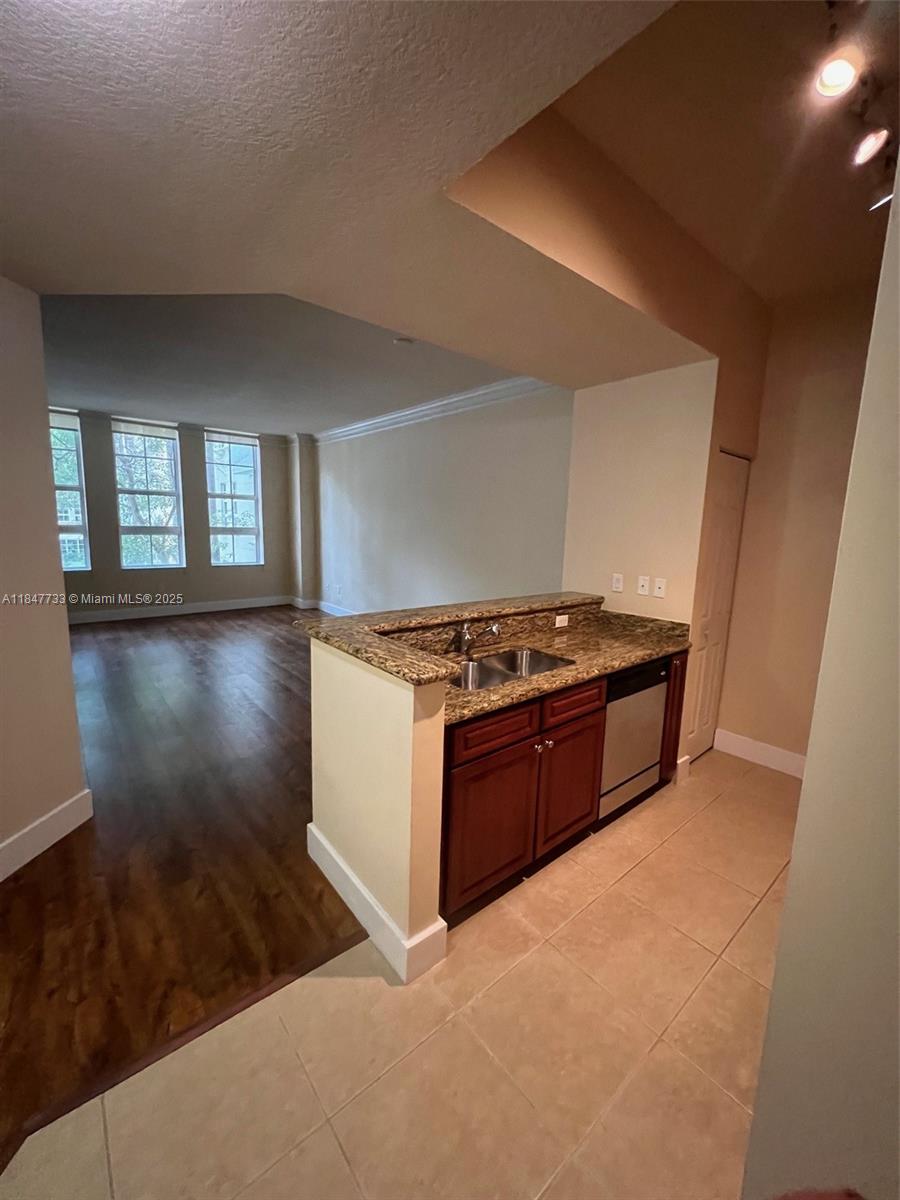 Photo of 3001 185th St  #218, Aventura, Florida, 33180 - 