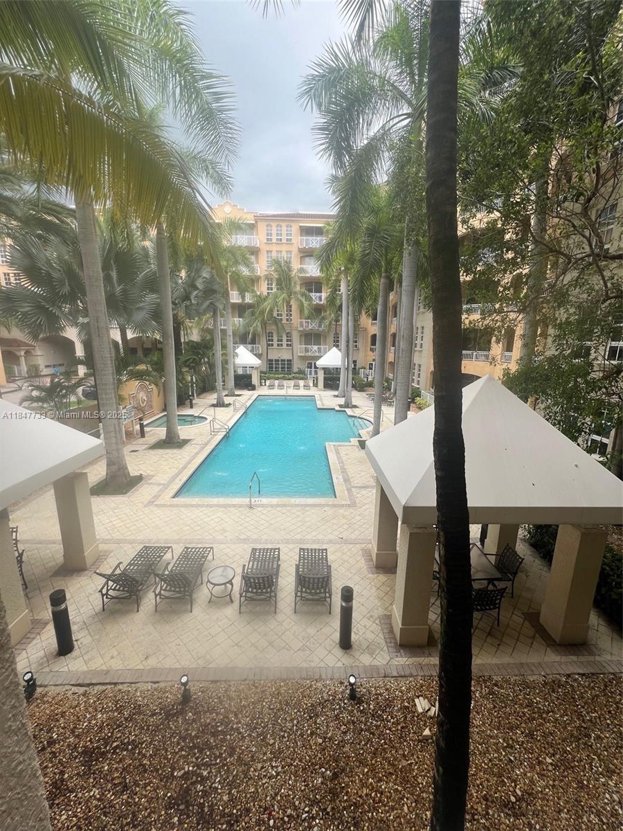Photo of 3001 185th St  #218, Aventura, Florida, 33180 - 
