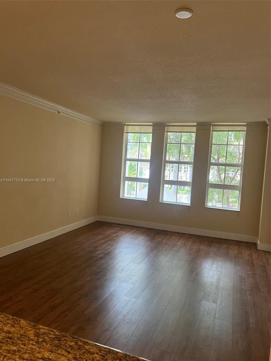 Photo of 3001 185th St  #218, Aventura, Florida, 33180 - 