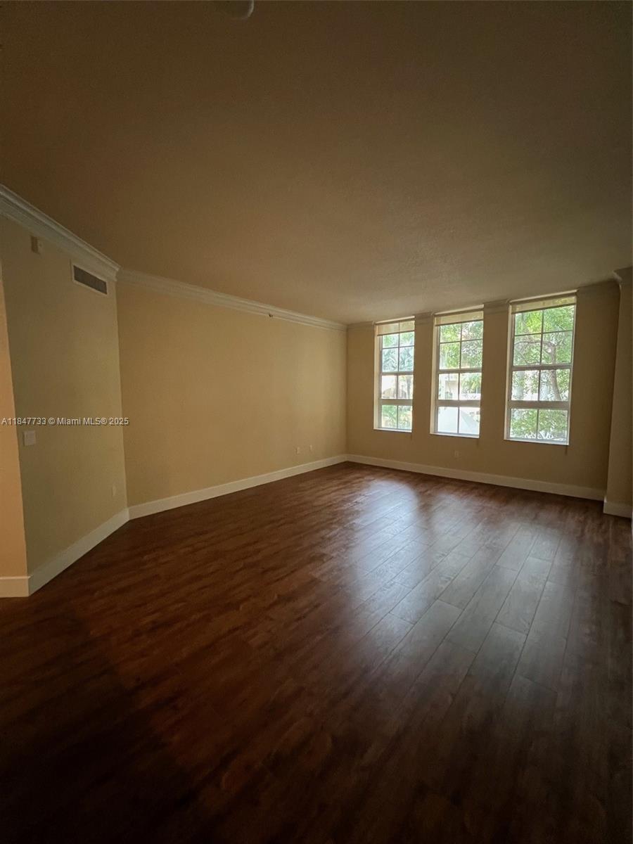 Photo of 3001 185th St  #218, Aventura, Florida, 33180 - 