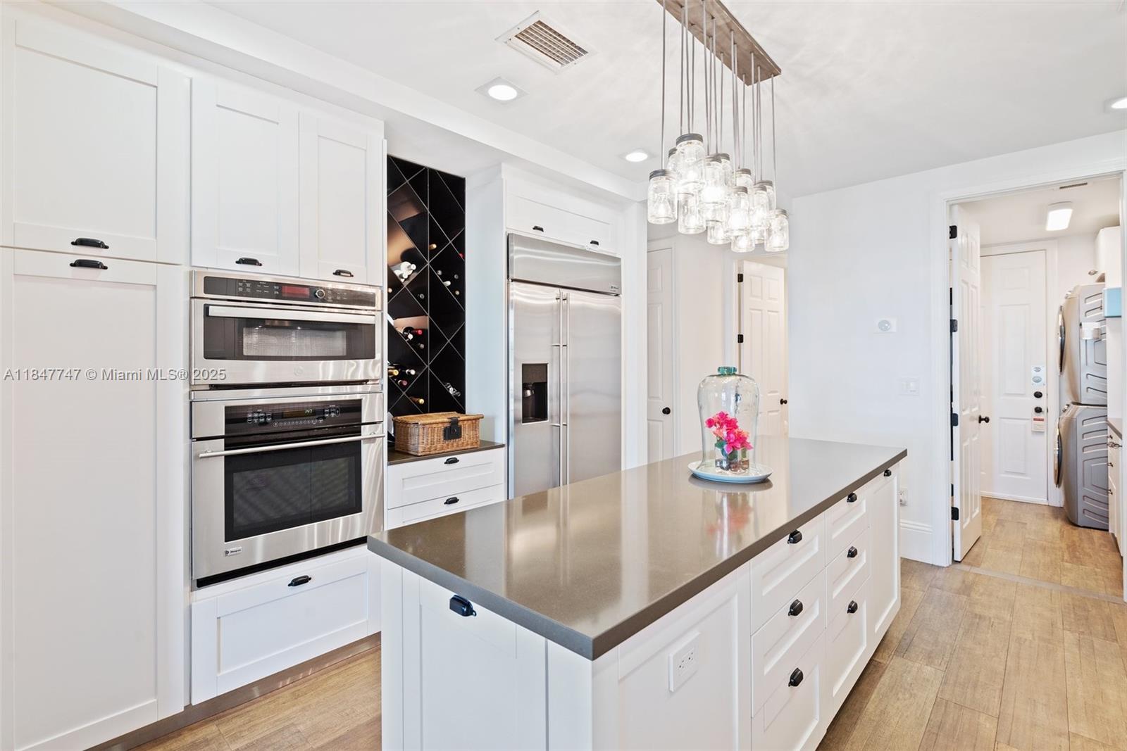 Photo of 20865 31st Pl  (20865), Aventura, Florida, 33180 - 