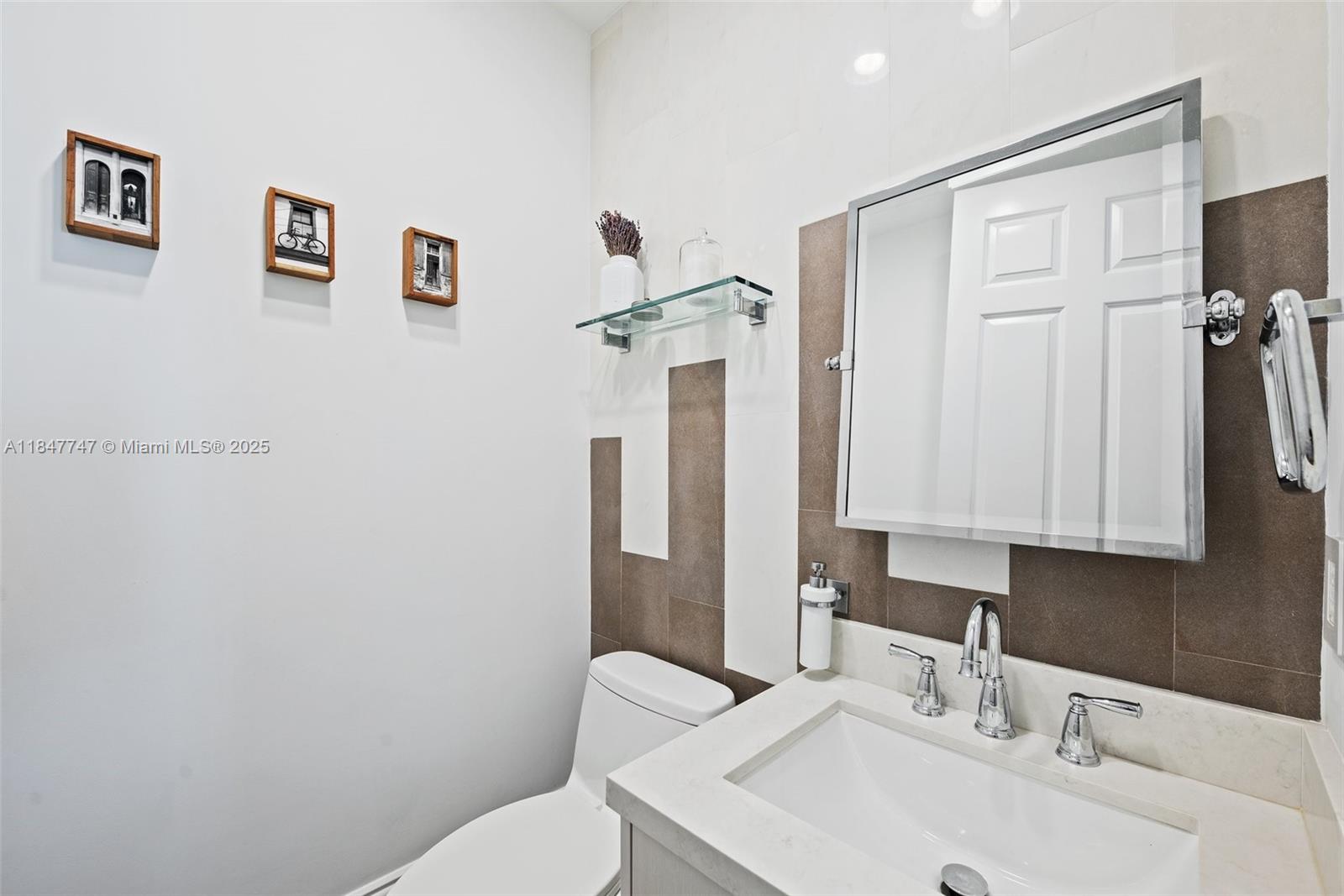 Photo of 20865 31st Pl  (20865), Aventura, Florida, 33180 - 