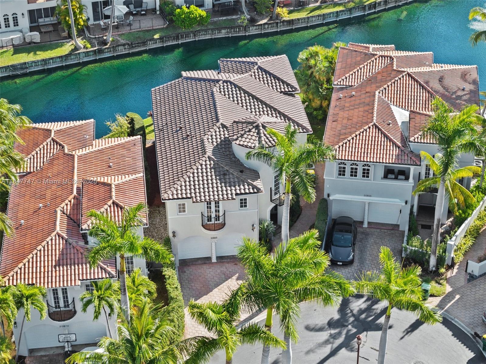 Photo of 20865 31st Pl (20865), Aventura, Florida, 33180 -