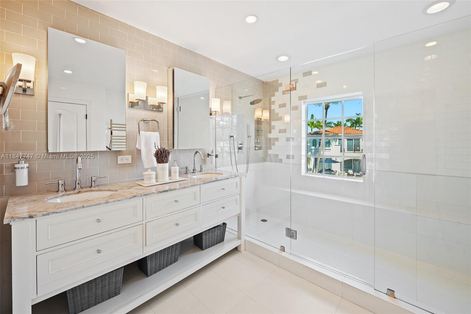 Photo of 20865 31st Pl  (20865), Aventura, Florida, 33180 - 