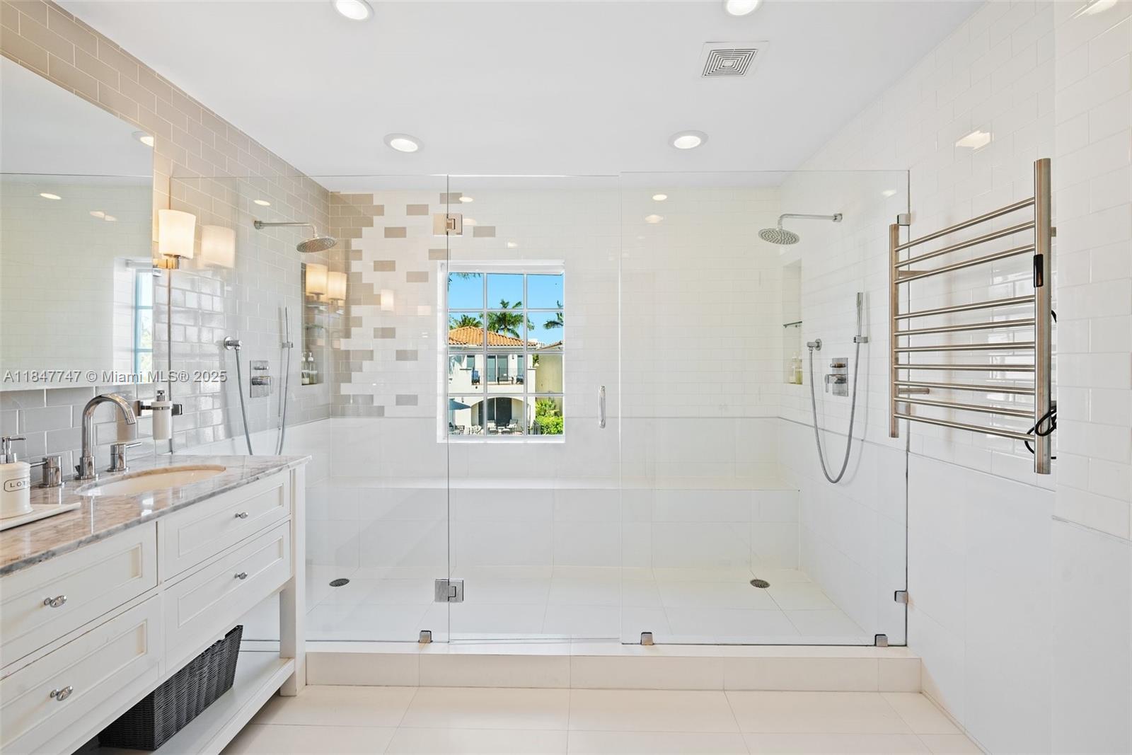 Photo of 20865 31st Pl  (20865), Aventura, Florida, 33180 - 