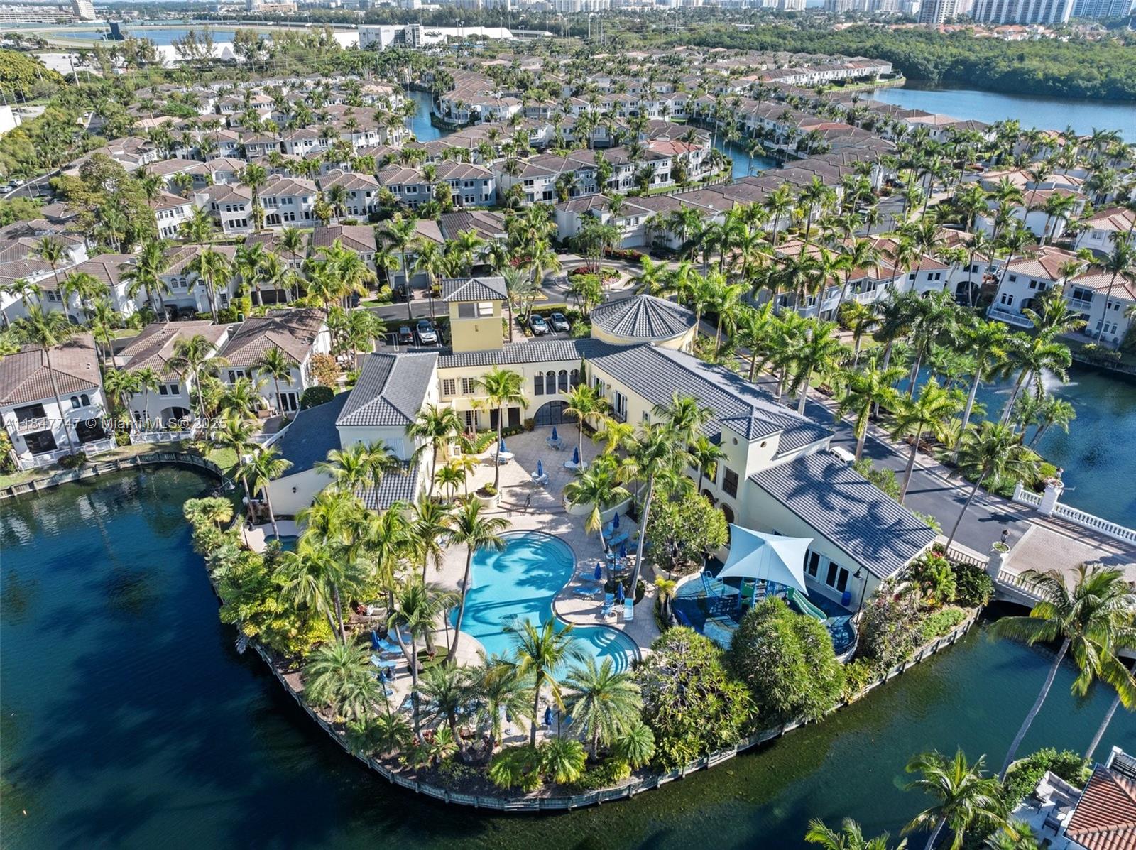 Photo of 20865 31st Pl  (20865), Aventura, Florida, 33180 - 