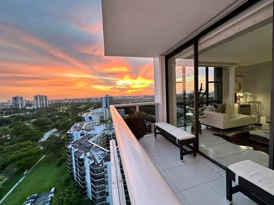Photo of 3625 Country Club Dr  #2009, Aventura, Florida, 33180 - 