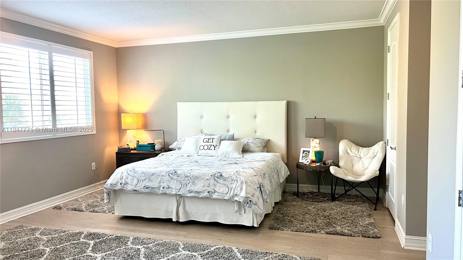 Photo of 3277 212th St  (3277), Aventura, Florida, 33180 - 