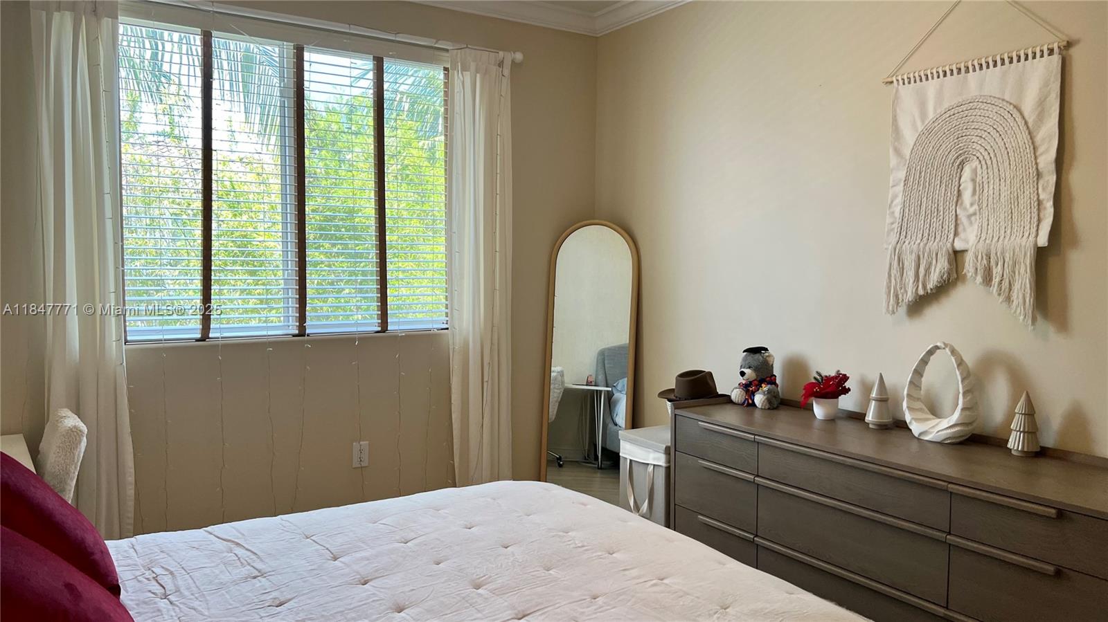 Photo of 3277 212th St  (3277), Aventura, Florida, 33180 - 