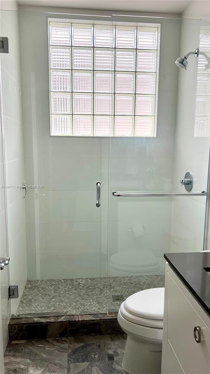 Photo of 3277 212th St  (3277), Aventura, Florida, 33180 - 2nd floor full kids bathroom