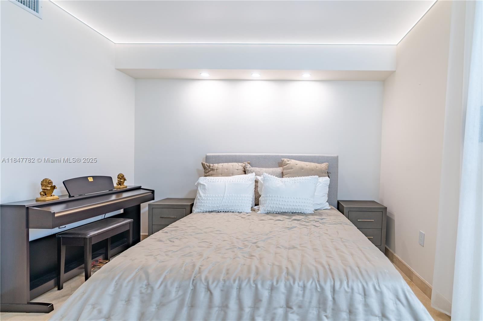 Photo of 17555 Atlantic Blvd  #508, Sunny Isles Beach, Florida, 33160 - 