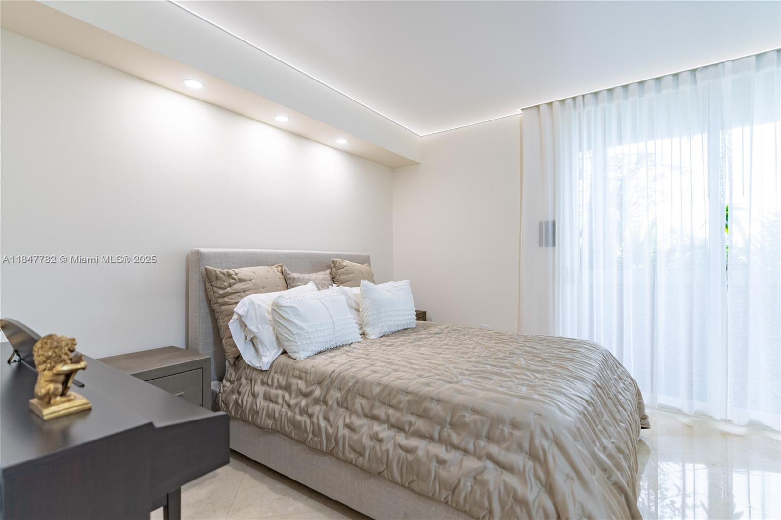 Photo of 17555 Atlantic Blvd  #508, Sunny Isles Beach, Florida, 33160 - 
