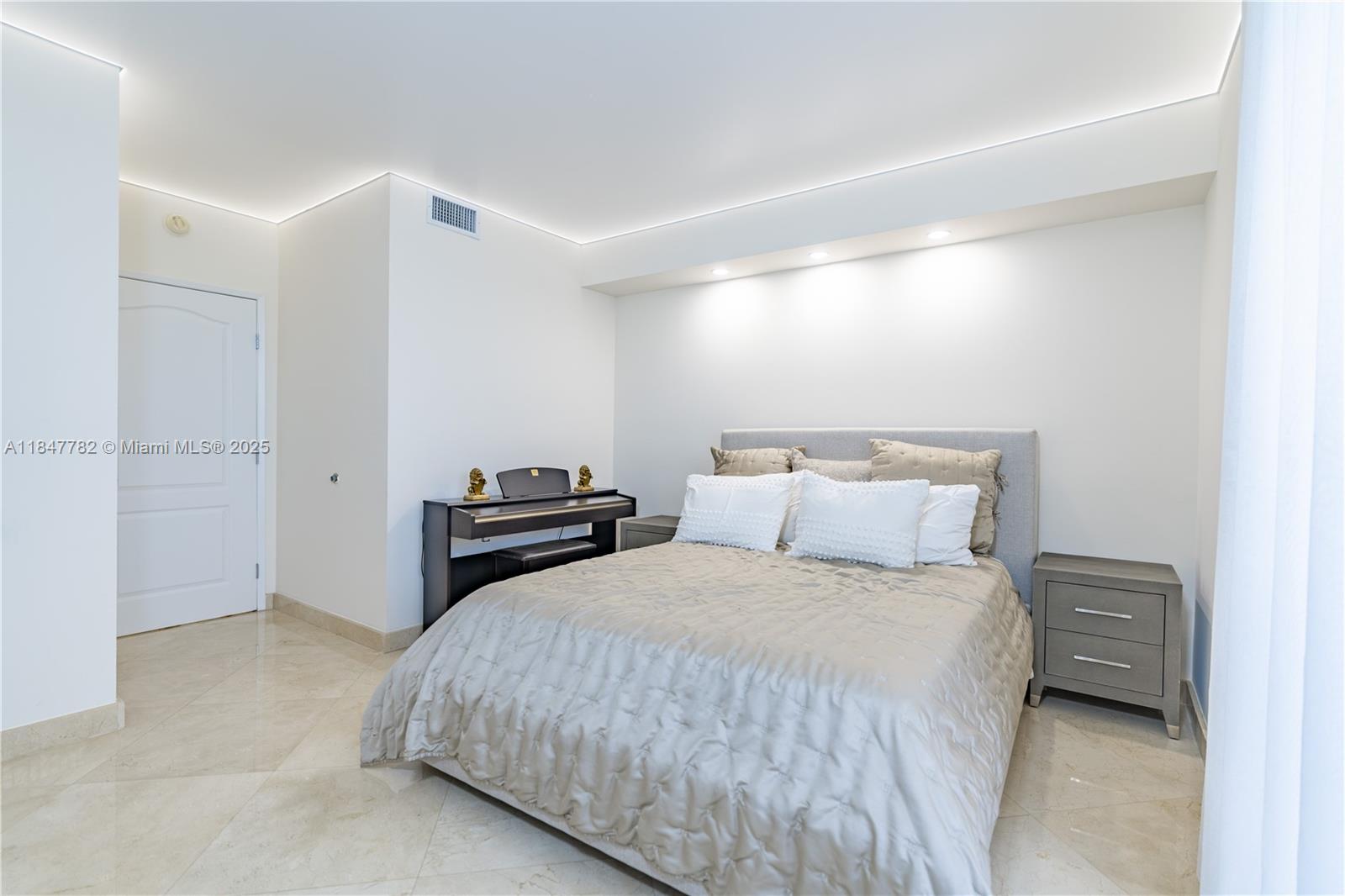 Photo of 17555 Atlantic Blvd  #508, Sunny Isles Beach, Florida, 33160 - 