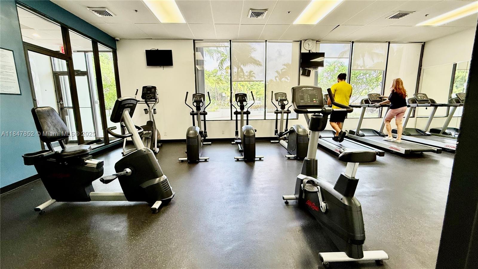 See details 429 2 / 2 1331 sq. ft. $ 2025-07-27 0 Photo