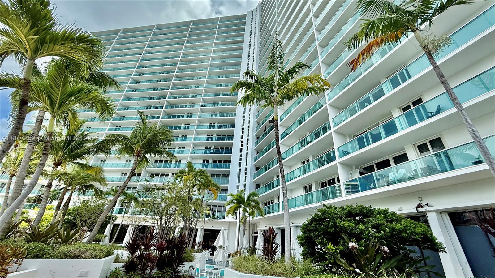 See details 429 2 / 2 1331 sq. ft. $ 2025-07-27 0 Photo