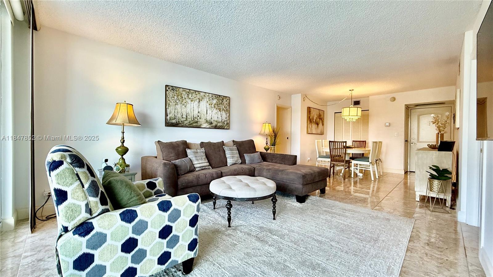 See details 429 2 / 2 1331 sq. ft. $ 2025-07-27 0 Photo