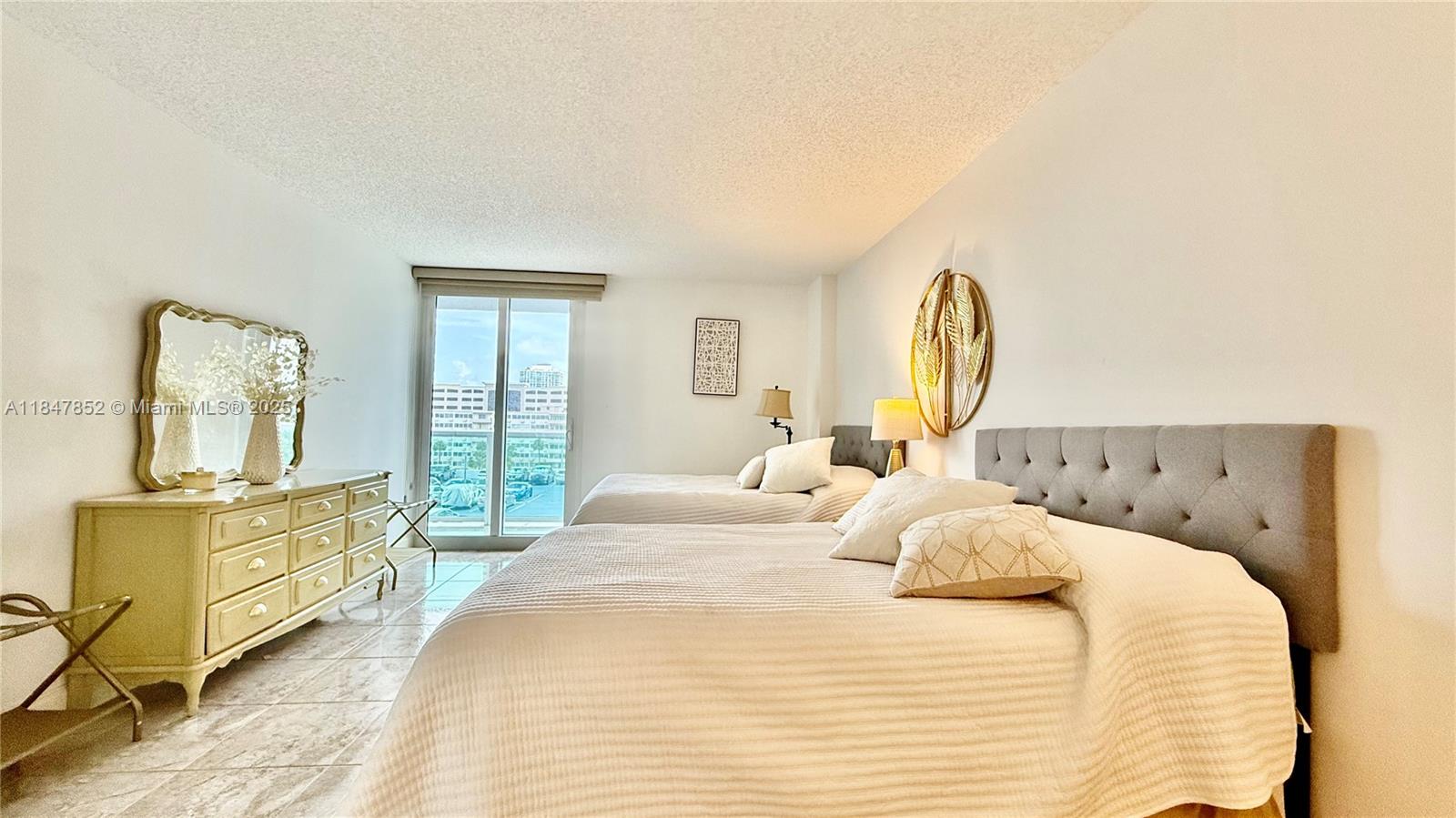 See details 429 2 / 2 1331 sq. ft. $ 2025-07-27 0 Photo