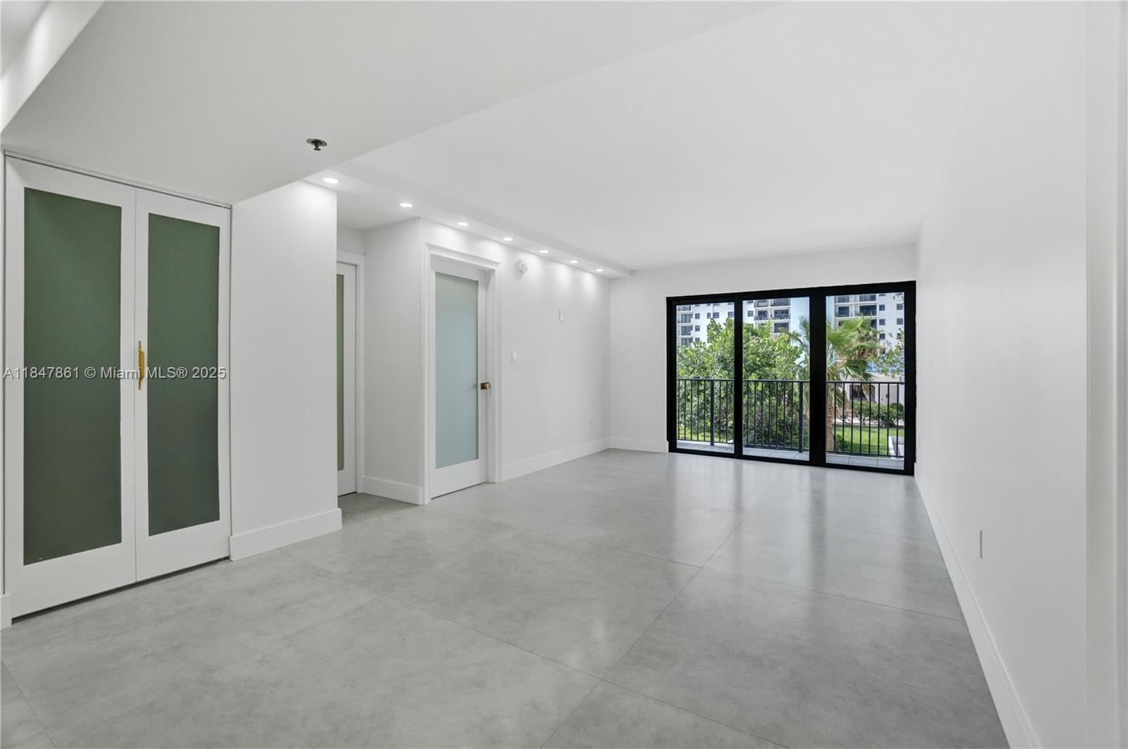 Photo of 1201 Ocean Dr  #507S, Hollywood, Florida, 33019 - 
