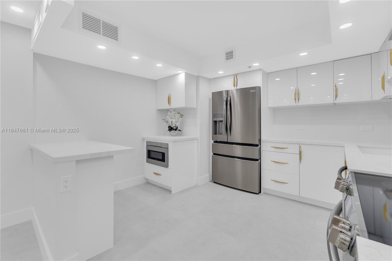 Photo of 1201 Ocean Dr #507S, Hollywood, Florida, 33019 -