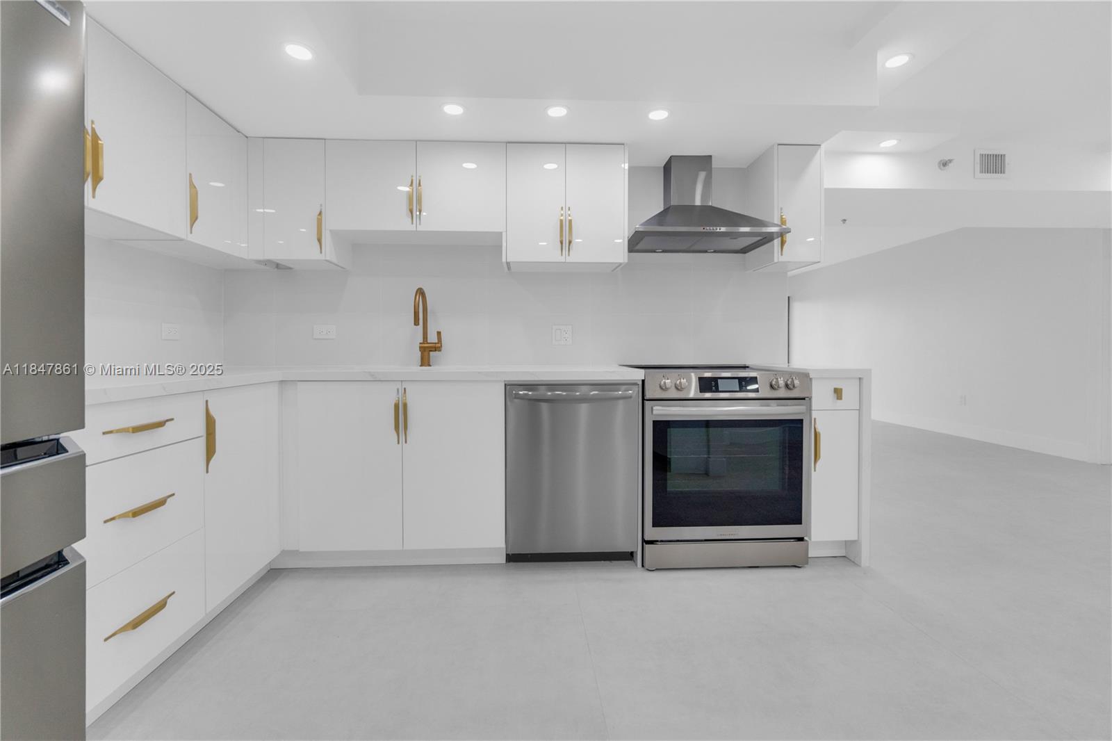 Photo of 1201 Ocean Dr #507S, Hollywood, Florida, 33019 -