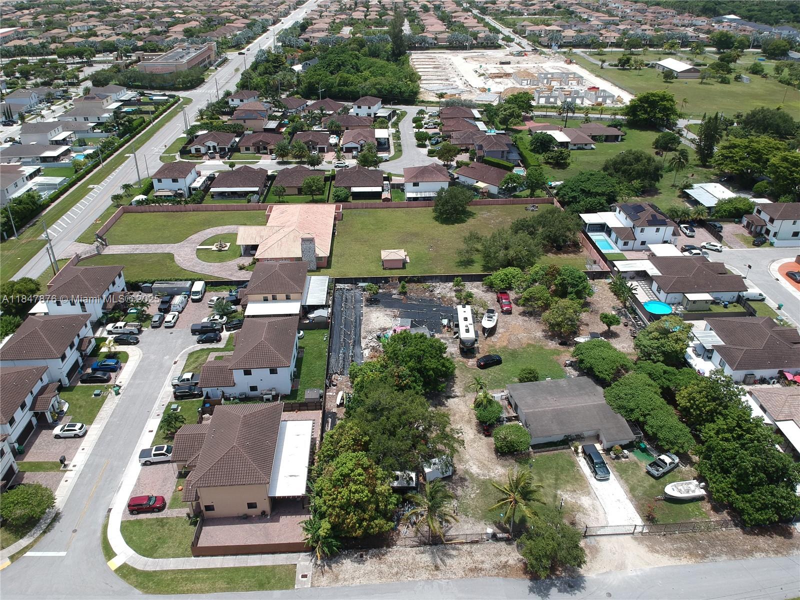 Ver detalles / sq. ft. $ 2025-07-28 0 foto